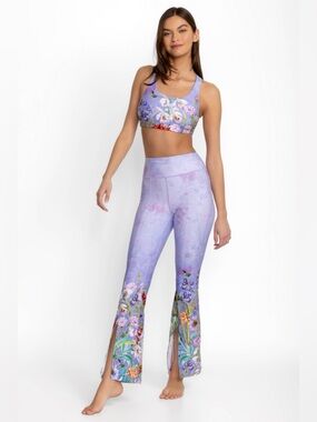 Johnny Was Active Floral
Leggings XS High Waist Bee Active Flare Slit Hem Sz XS